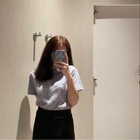 Xin Yi