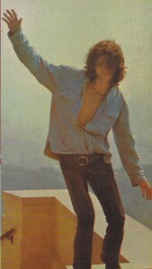 lexi ✧:･.☽˚｡･✧:･