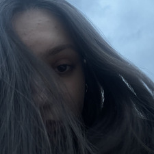 Симона Николова