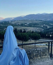 عاشقة الكتب 