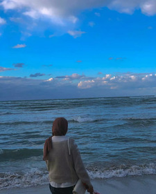 Hopeless Romance reader