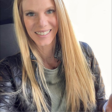 Stephanie Hanson