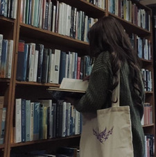 dlikestoread ☆