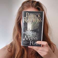 Vroni Rom [vereva.reads]