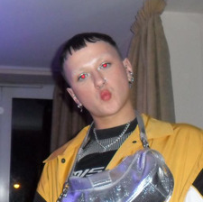 ꧁ ꕥ James ꕥ ꧂