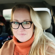 Suzanne