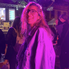 🪩 ✨ Sara 🪩 ✨