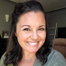 Lisa Leonard
