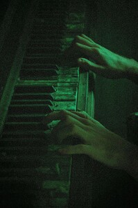 em