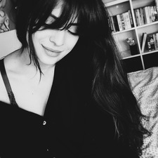 Una B.