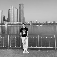 Yukun Qian