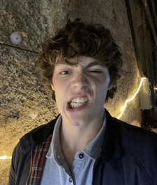 ｡･:*:･ﾟ★Stella