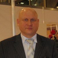 Владислав Зубар