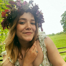 Raegan Woods