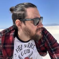 Carlos Navarro Jr.