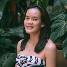 Hằng Hồ