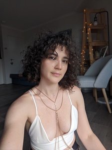 Clara Andrade