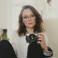 Lisa-Melissa Knap