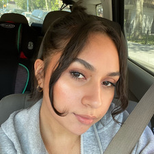 Leandra (Lost in the spine)