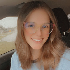 Miranda ~BookishlyBrewed~