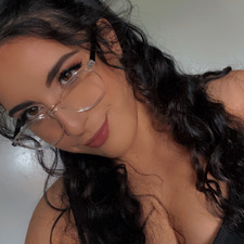 Layla Saglam