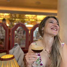 Esma Bayrak