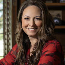 Maelia Davis