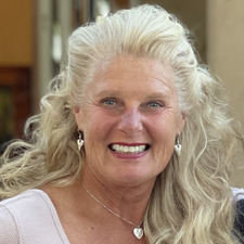 Maureen Hohman