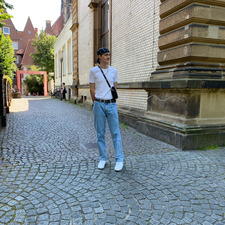 pretty when i am crying