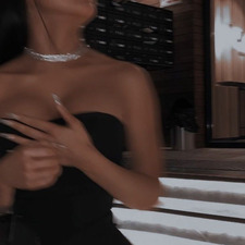 Riley Reads&#x1f60f;