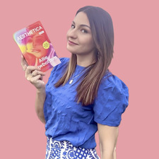 Erin :bookshelvesandbubbly