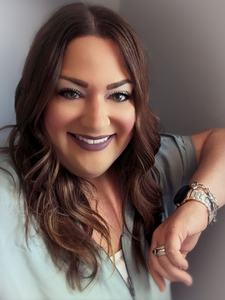 Books by the Dozen (Etsy)