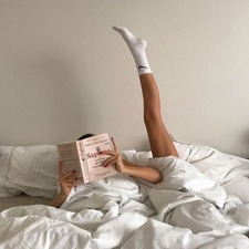 books_reading_me