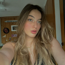 Elsa Gonzalez 