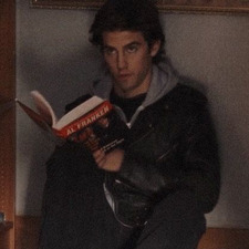 Ari ˚୨୧⋆｡˚ ⋆