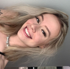 Alexandra Wright