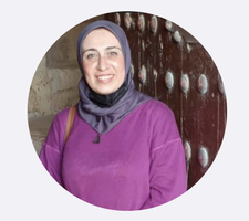 منى عاشور