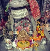 स्वरूपानंद नाथ