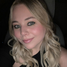 Kaitlyn Lea