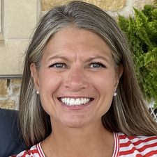 Nicole Douvier