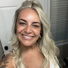 Amanda James