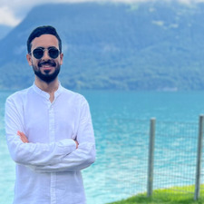 زياد اللوقان