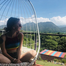 -         Ash 🩷✨