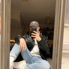 Tom