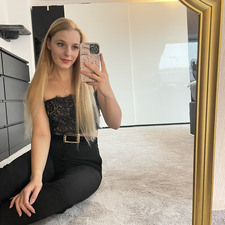 Adina Hahlbom