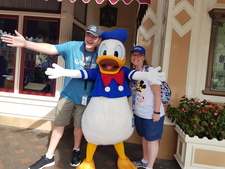 Mandy White (mandylovestoread)