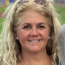 Julie Vinton
