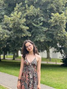 Mirela C