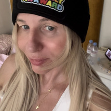 Victoria Rayson