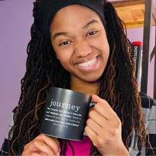 Kae. B. abstractvoyager